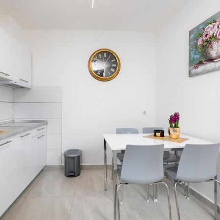 Apartments Tea Malinska Εξωτερικό φωτογραφία