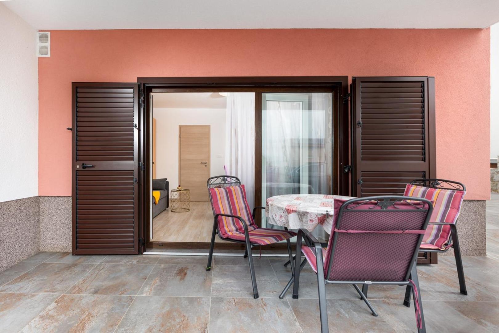 Apartments Tea Malinska Εξωτερικό φωτογραφία